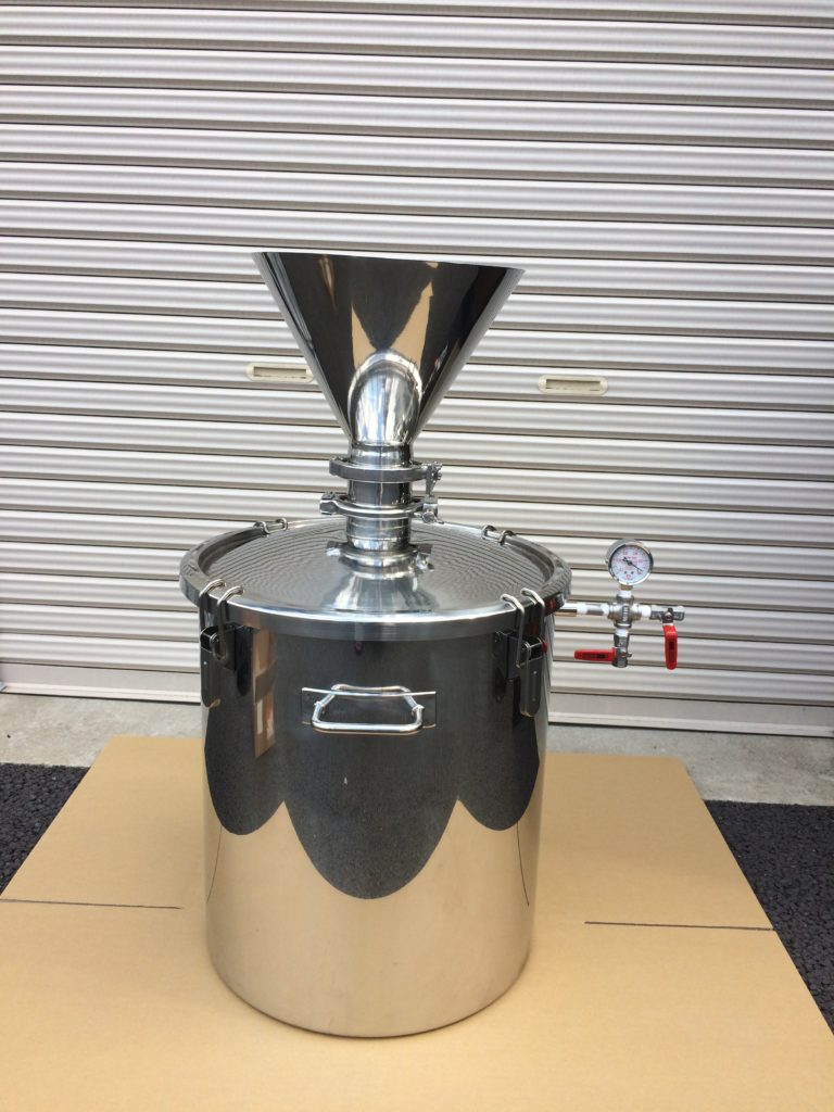御深井面取三足香炉　見立て筒盃 雲龍香炉（錆銅 蝋型 立龍提手 瓔珞雲 細密三足香炉）／ホームメイト